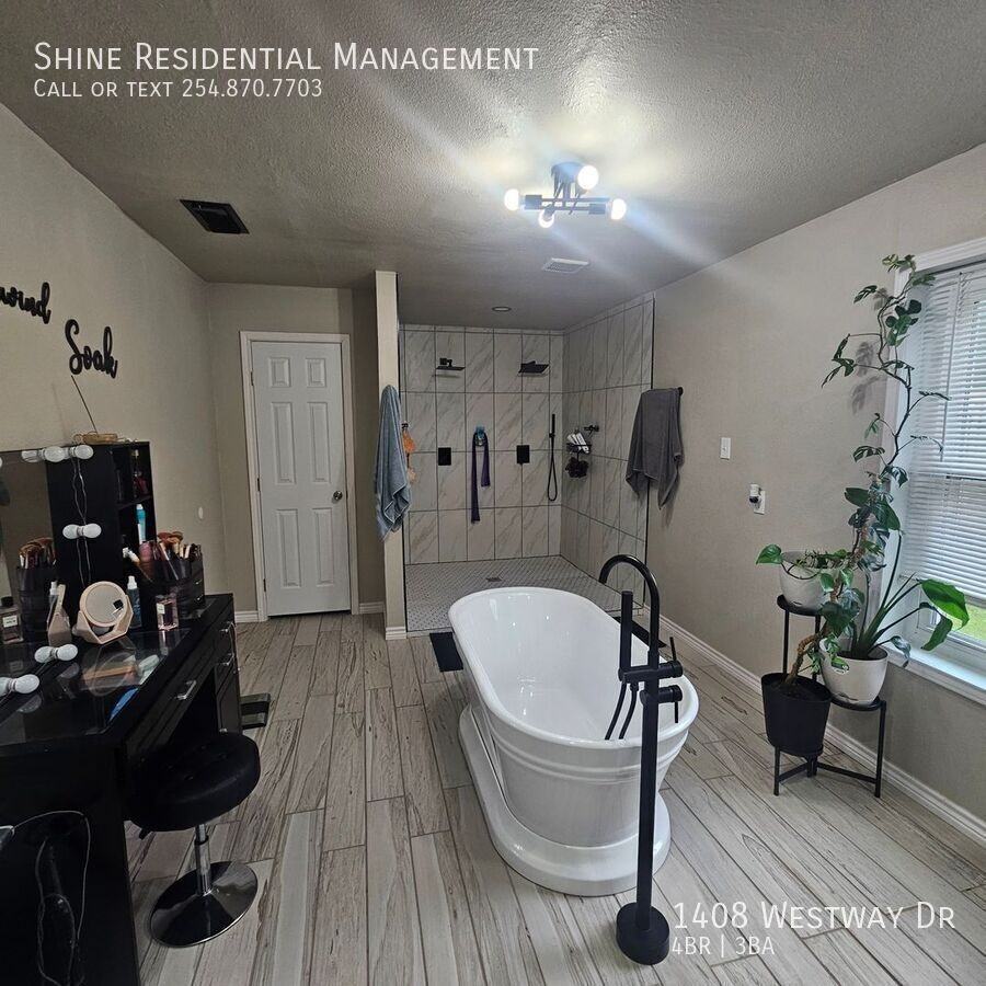 1408 Westway Dr - Photo 7 of 14