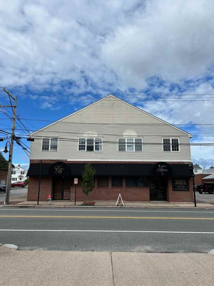 77 Rolfe Square - Photo 3 of 4