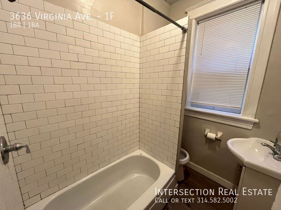 3636 Virginia Ave #1F - Photo 7 of 10