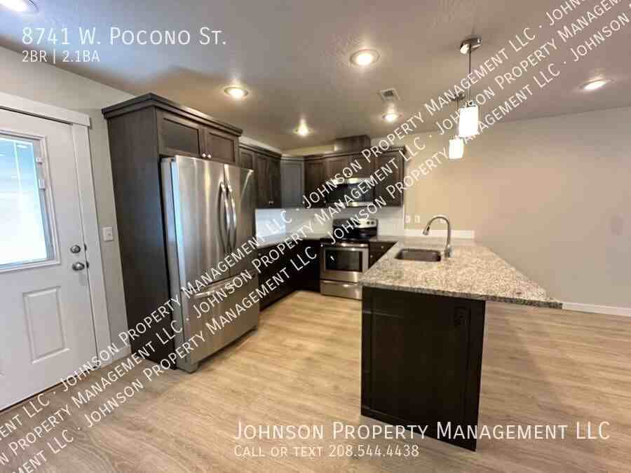 8741 W Pocono Ln - Photo 2 of 14