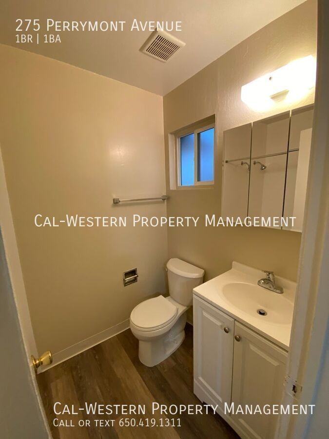 275 Perrymont Ave - Photo 5 of 6