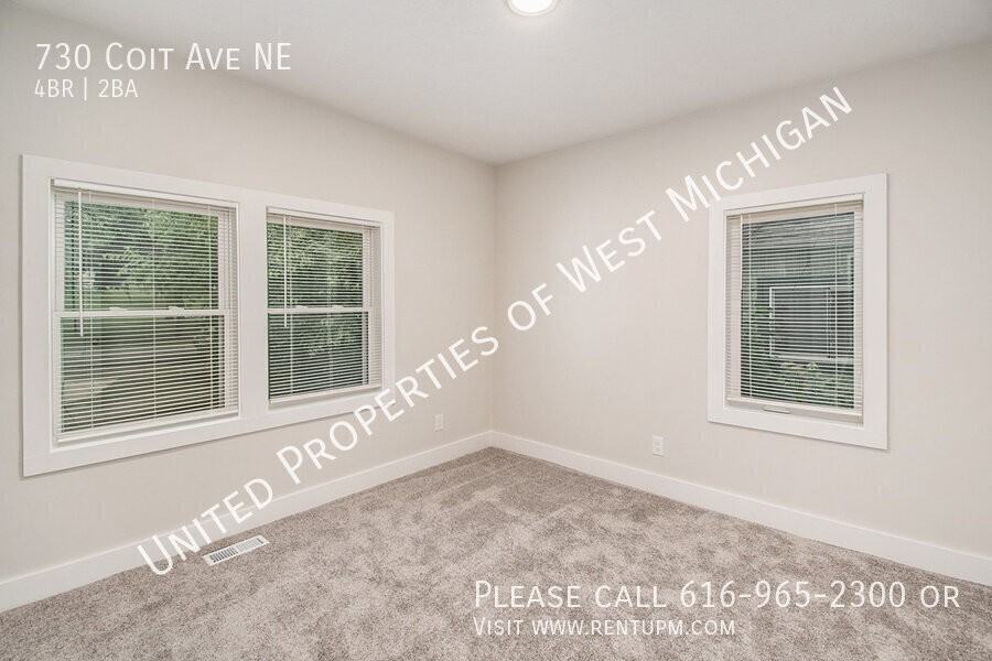 730 Coit Ave Ne - Photo 6 of 22