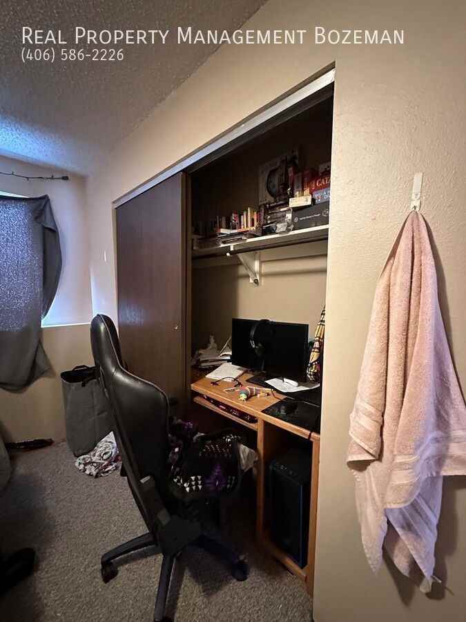 1513 W Koch St #1513WKOCH - Photo 4 of 10