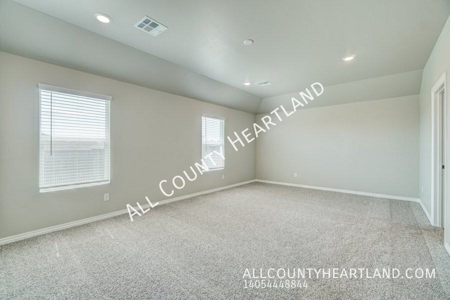 10512 Nw 26th St - Photo 6 of 12