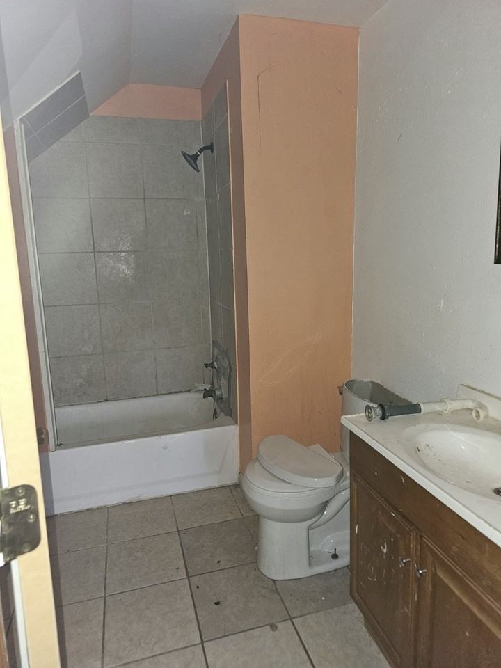 3017 West Meidroth Street - Photo 4 of 16