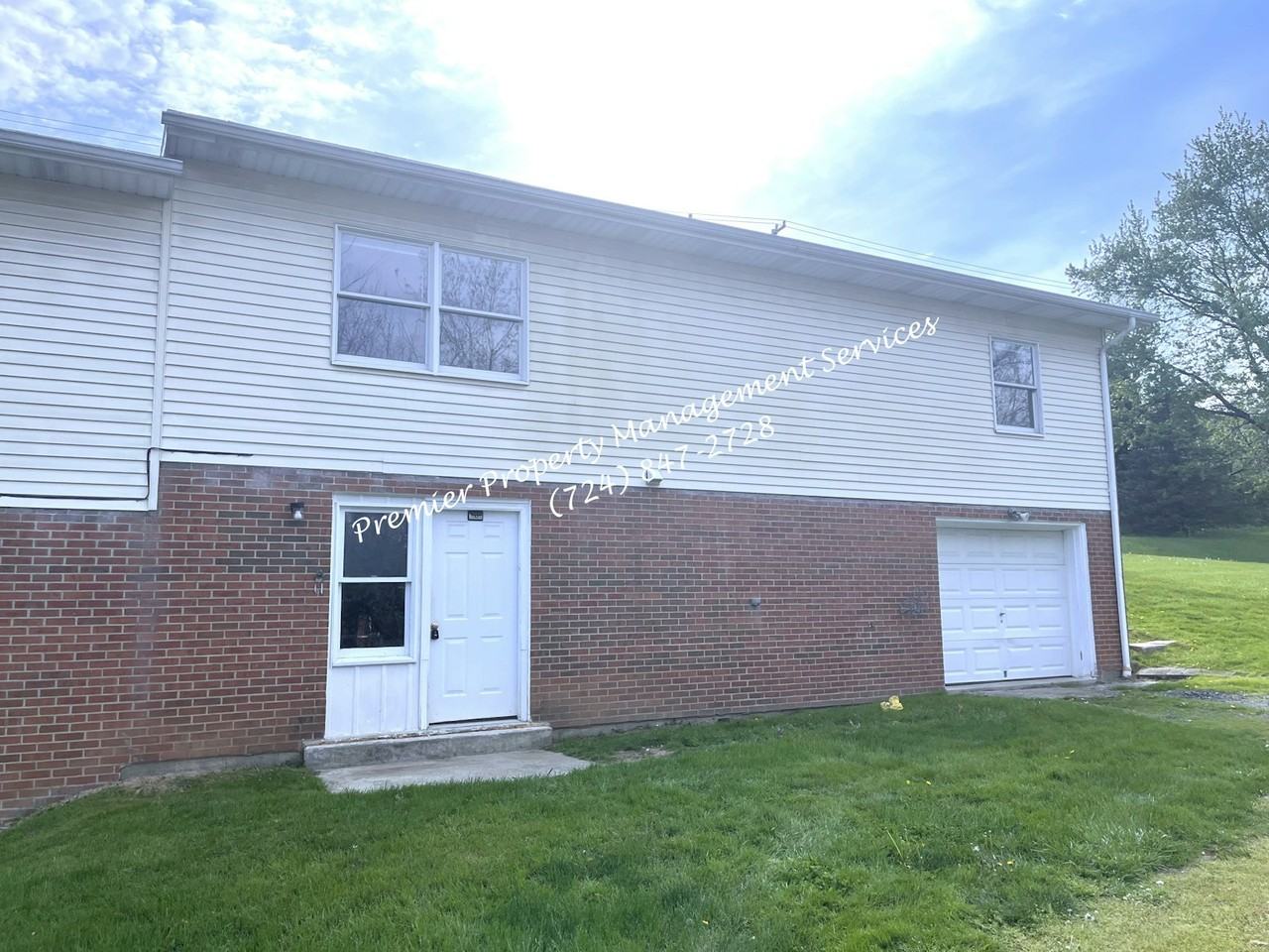 2209 Airport Road - Photo 2 of 12