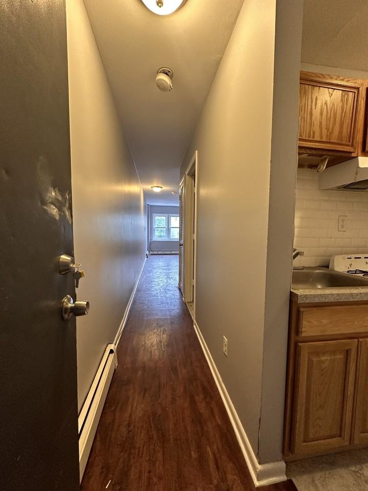 311-323 Clinton Avenue - Photo 2 of 37