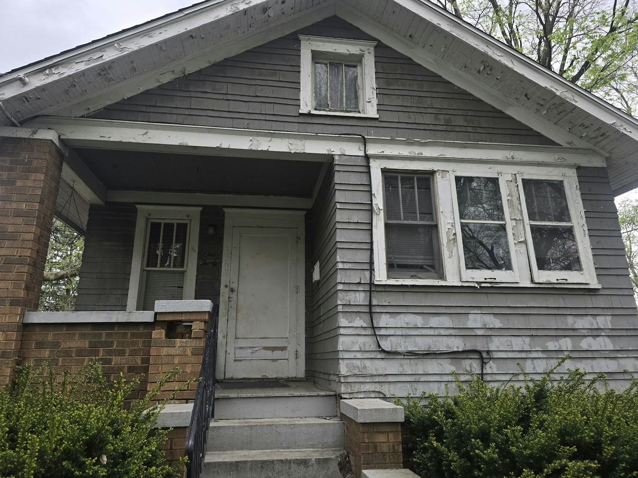 130 South Cleveland Street - Photo 2 of 13