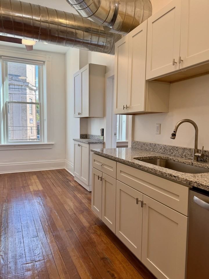 906 Penn Avenue - Photo 5 of 50