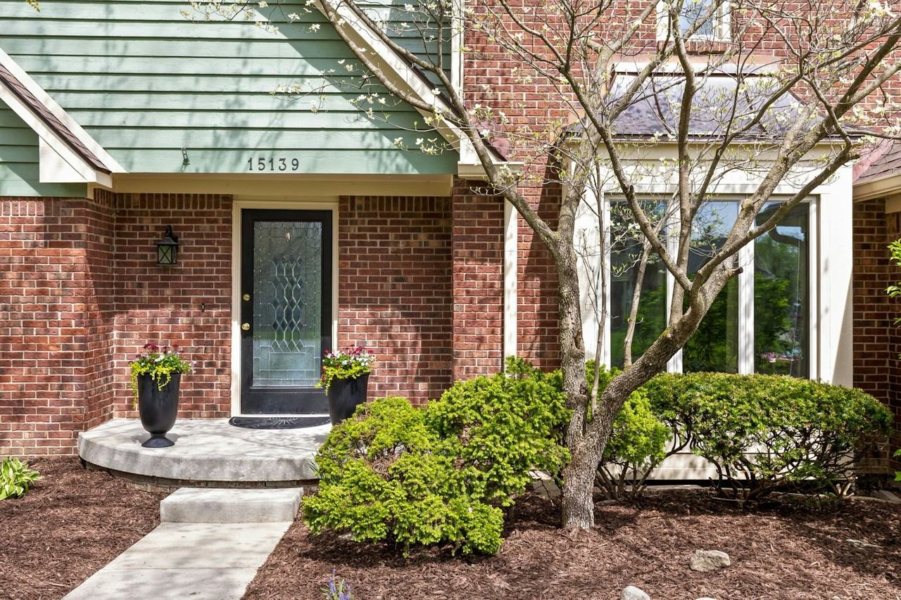 15139 Derby Court - Photo 3 of 50