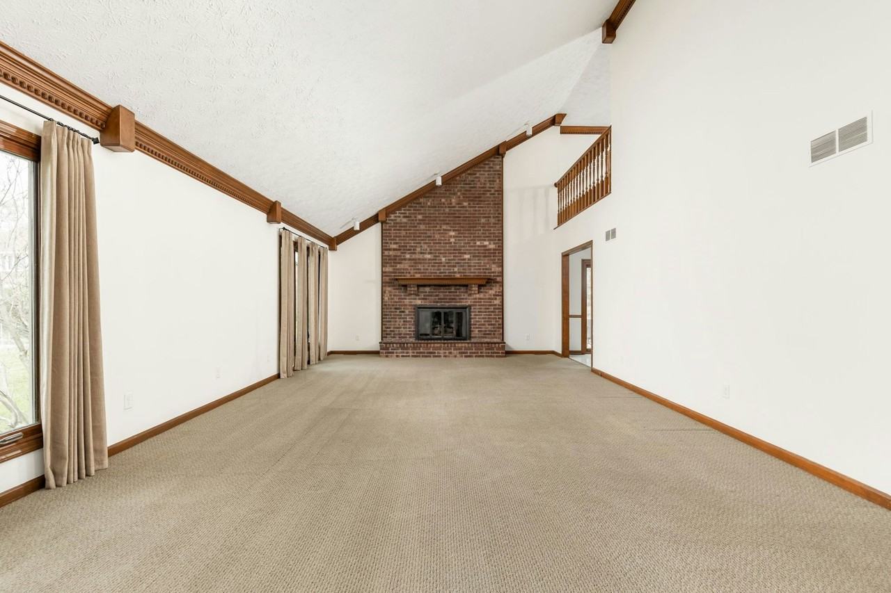 15139 Derby Court - Photo 6 of 50