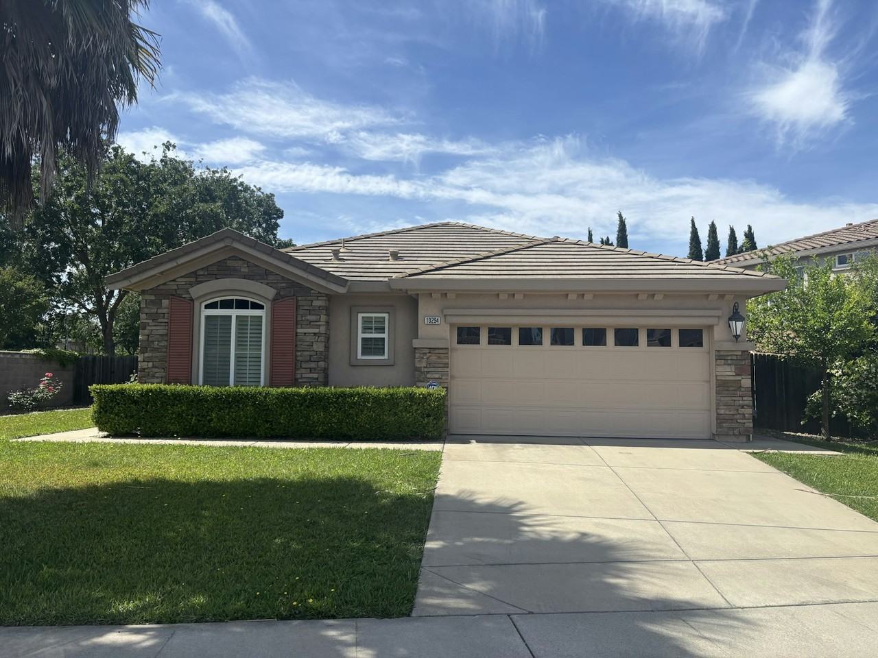 10294 Stoecker Way - Photo 2 of 35