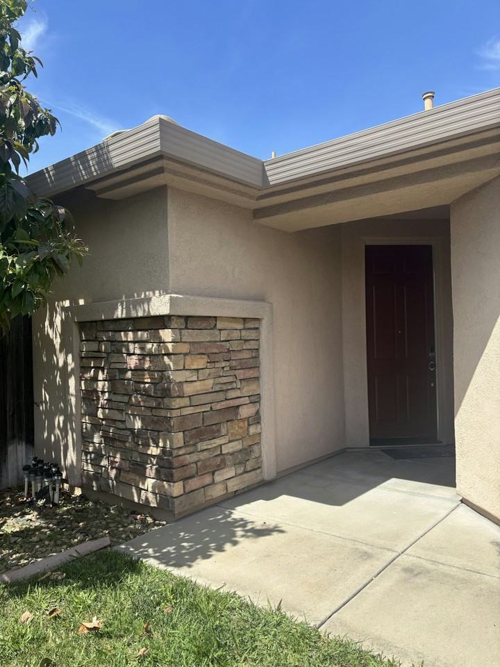 10294 Stoecker Way - Photo 5 of 35