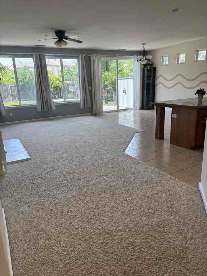 10294 Stoecker Way - Photo 7 of 35