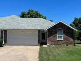 featured image of 125 W Wade St