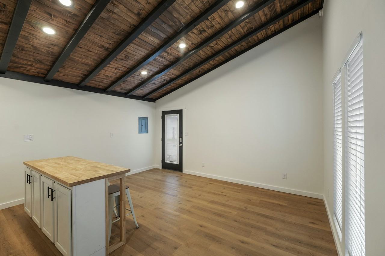 1014 9th Avenue, Unit 3 - Photo 6 of 10