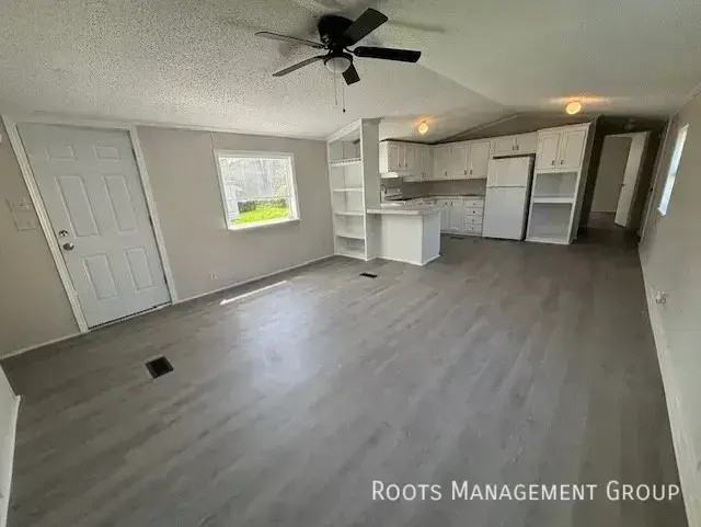 930 W Aberdeen Rd - Photo 4 of 21