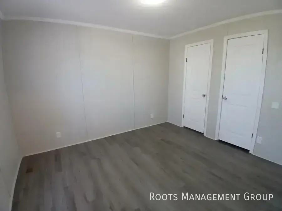 505 Carriage Lane Est #505 - Photo 4 of 13