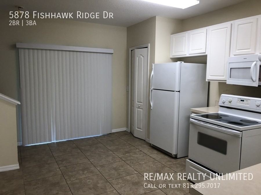 5878 Fishhawk Ridge Dr - Photo 6 of 17