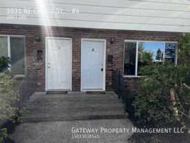 1031 Ne Cowls St #4 - Photo 1 of 1