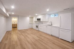 8411 54 St Nw - Photo 1 of 1