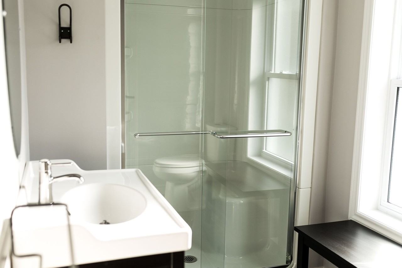 96 Aylmer St N - Photo 4 of 10