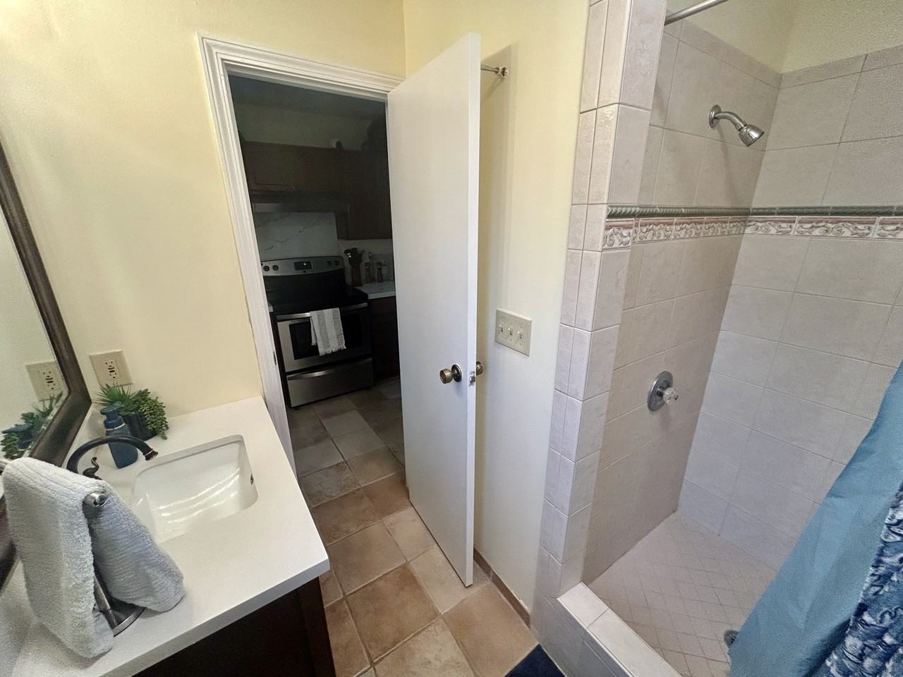 Hui Aeko Place 47-495 #B - Photo 5 of 21