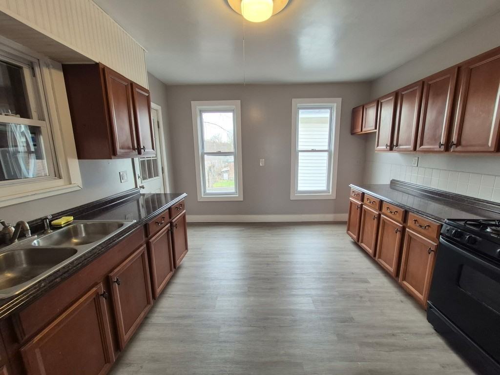 280 W. Main St. - Photo 7 of 12