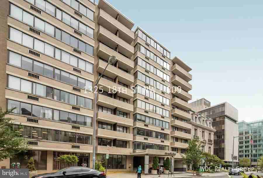 1325 18th St Nw #409 - Photo 3 of 25