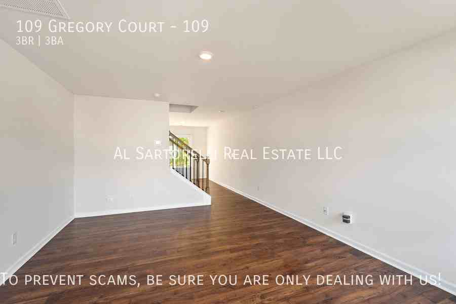 109 Gregory Ct #109 - Photo 5 of 23