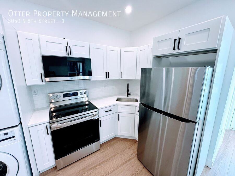 3050 N 8th St #1 - Photo 3 of 25