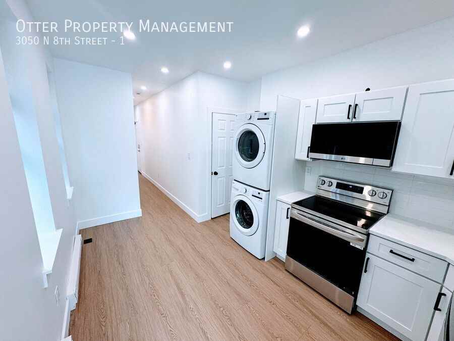 3050 N 8th St #1 - Photo 6 of 25