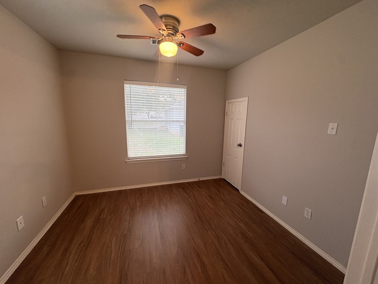 4631 Mather #1 - Photo 7 of 14