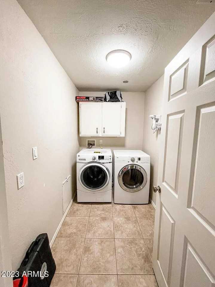 8325 E Heatherbrae Ave - Photo 7 of 16