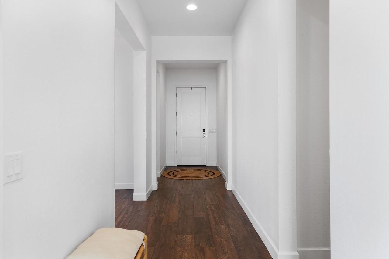 7605 E Camino Del Monte - Photo 3 of 43