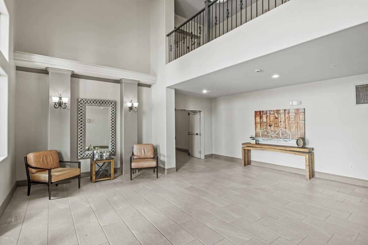 14000 N 94th St #2175 - Photo 5 of 37