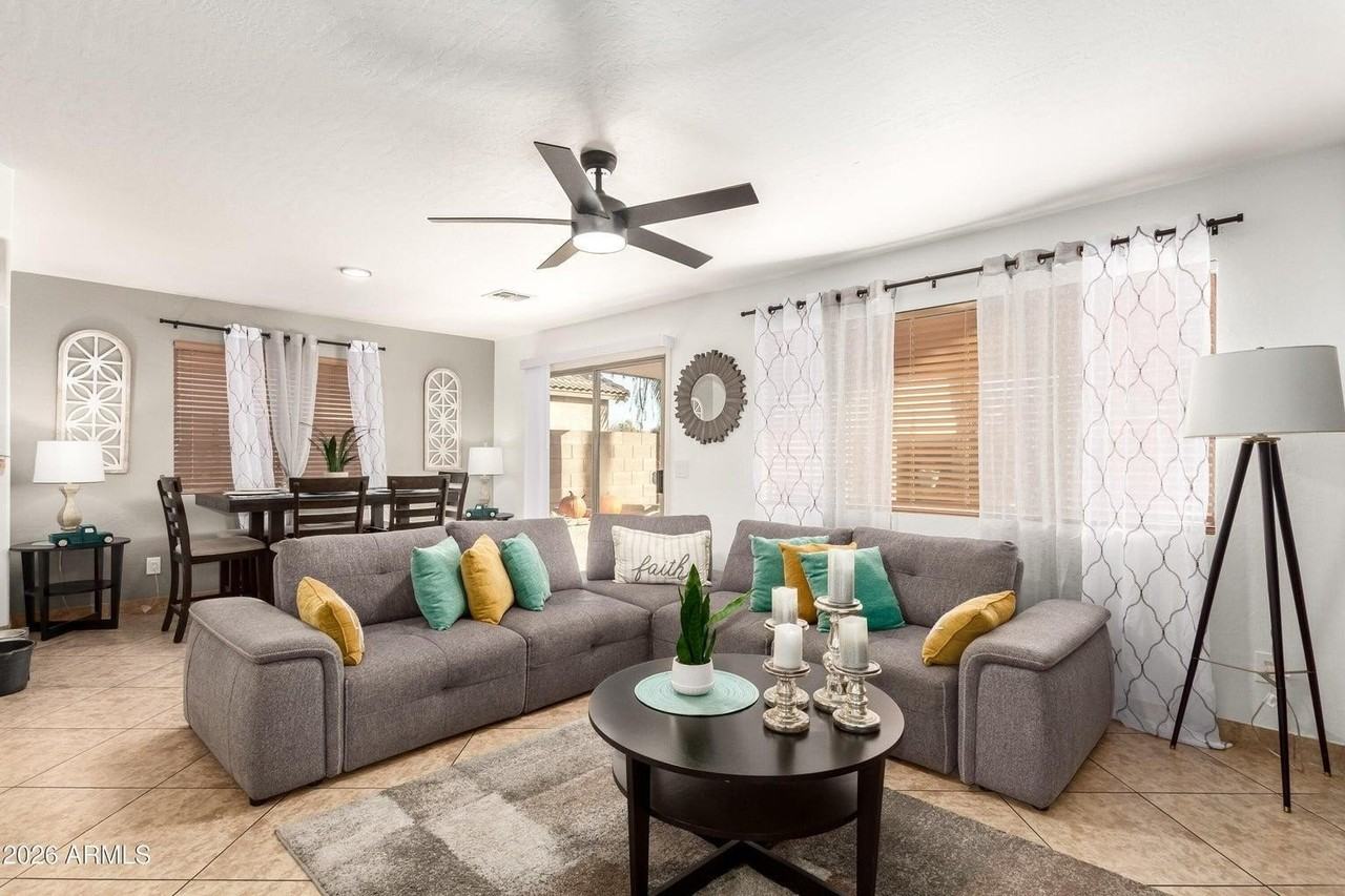 13829 W Rovey Ave - Photo 3 of 15