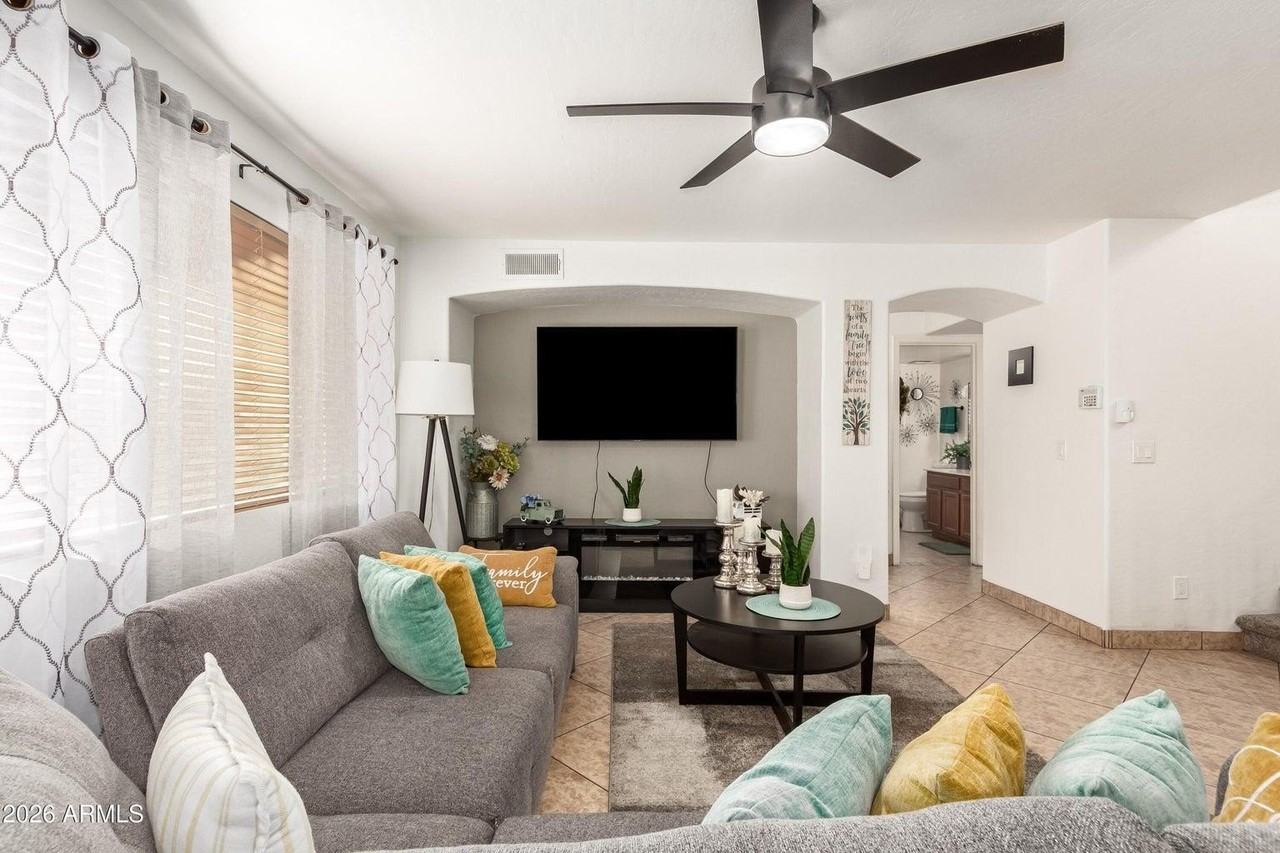 13829 W Rovey Ave - Photo 4 of 15