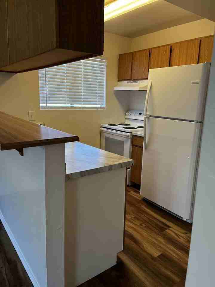 610 S Granite St #11 - Photo 2 of 8