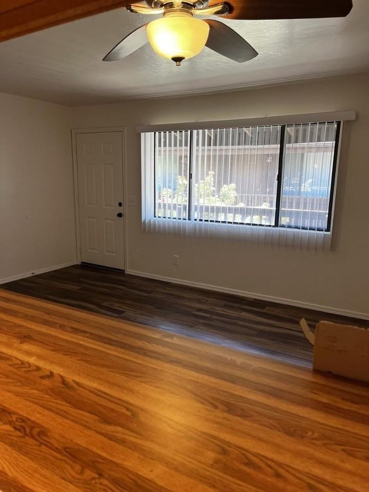 610 S Granite St #11 - Photo 5 of 8