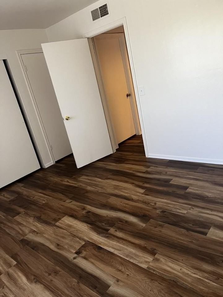 610 S Granite St #11 - Photo 6 of 8