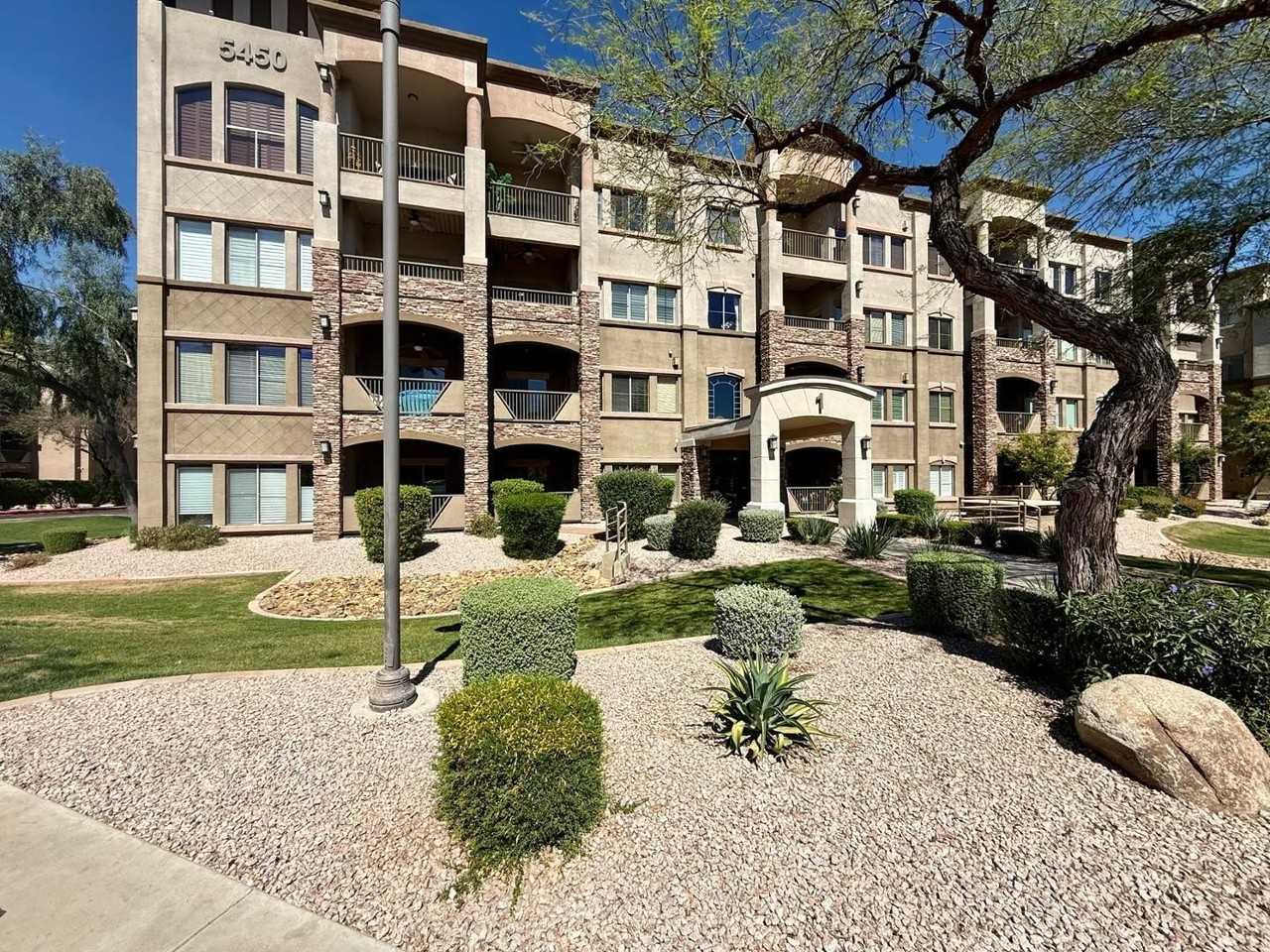 5450 E Deer Valley Dr #1006