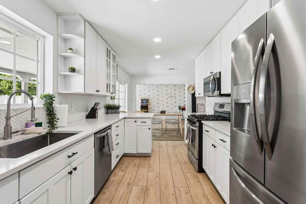 7616 E 3rd St - Photo 6 of 32