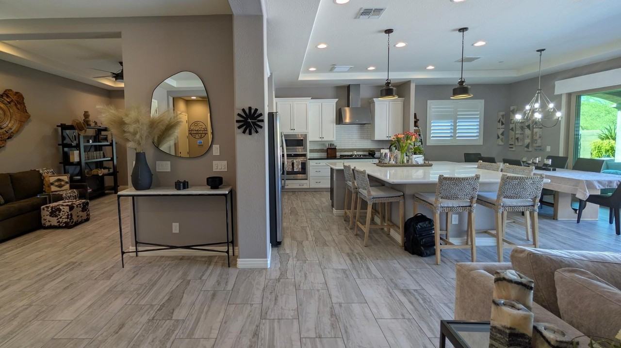 11004 E Ajave Dr - Photo 4 of 25