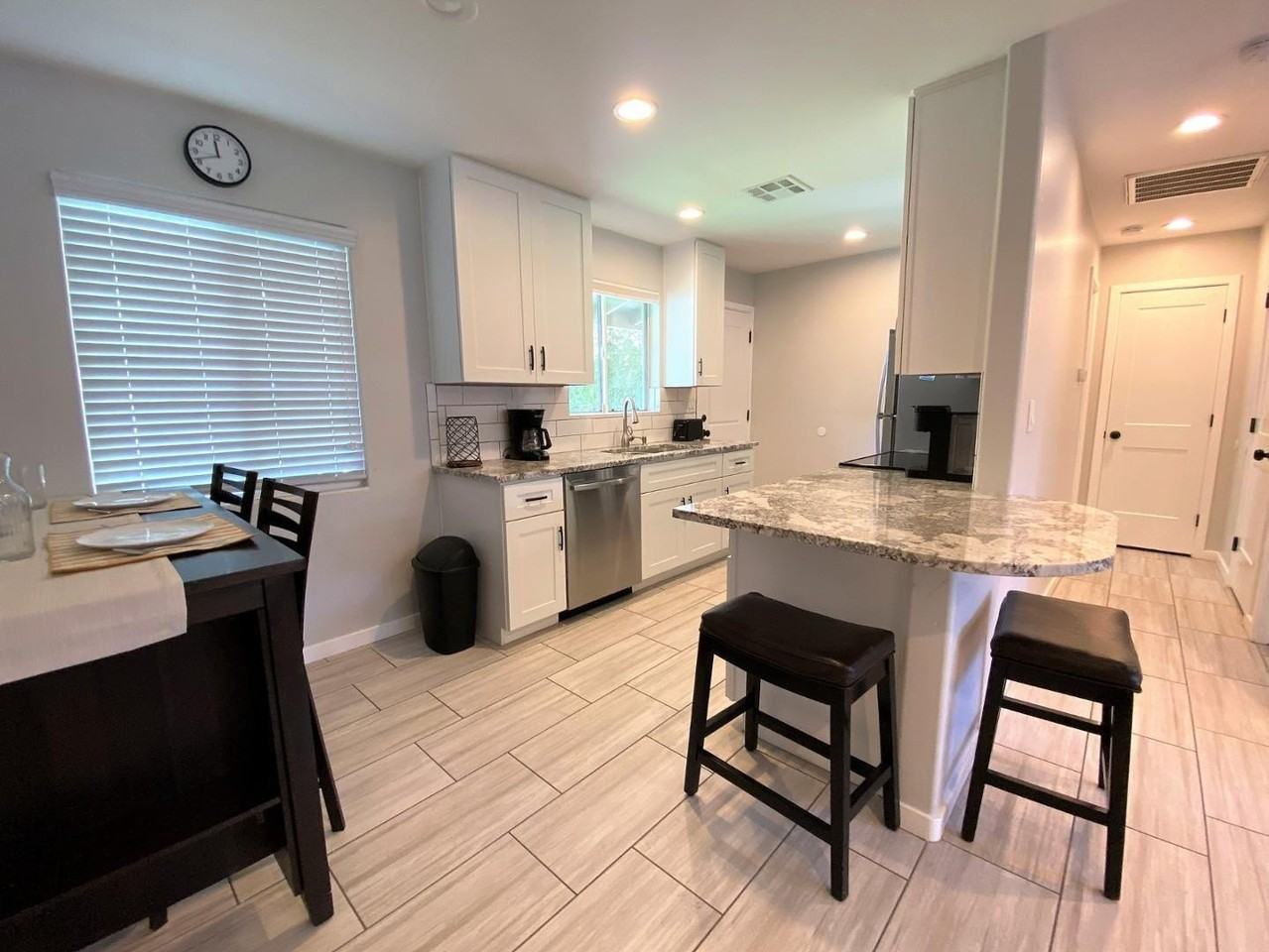 33 N Hobson #B - Photo 6 of 16