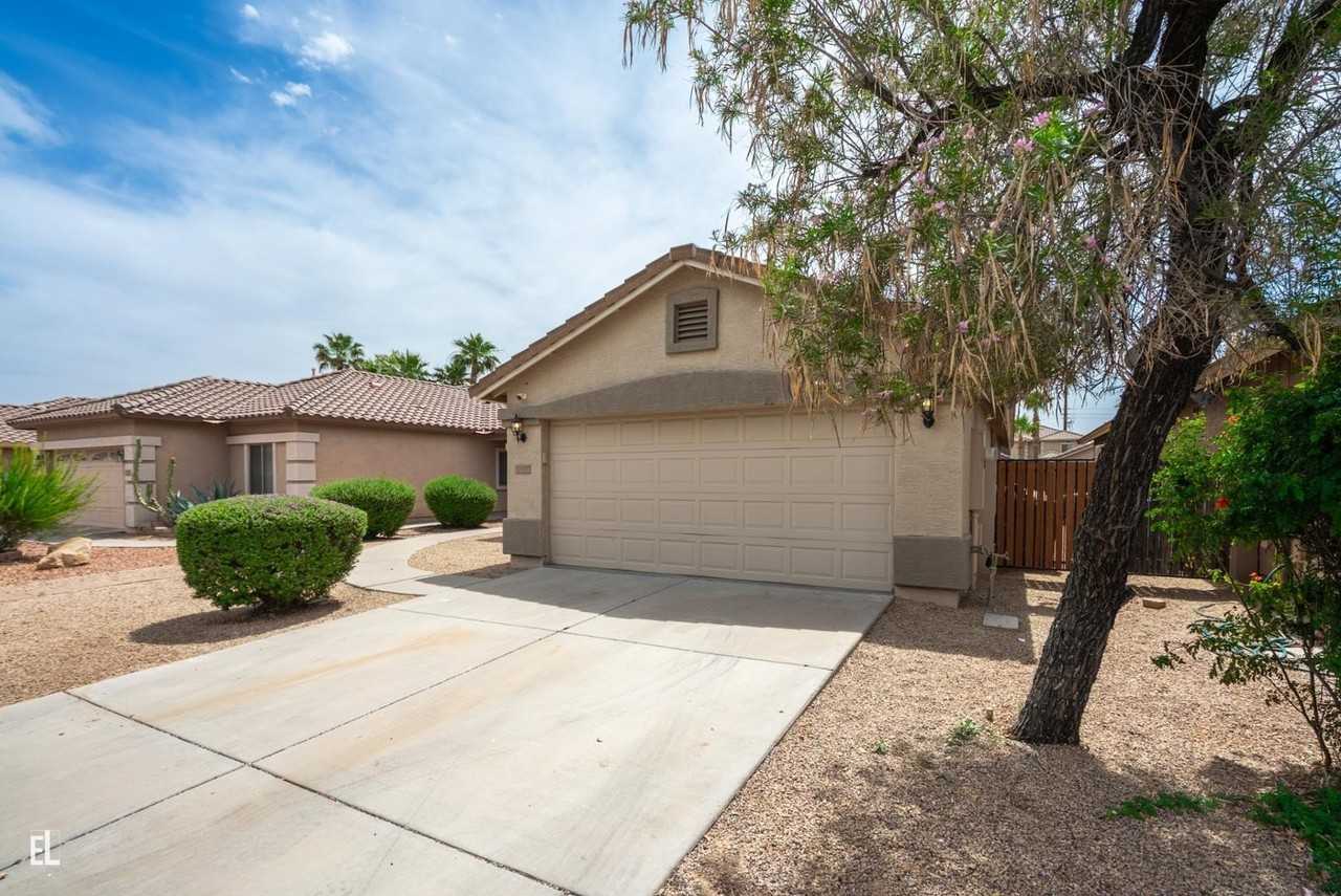 12937 W Bloomfield Rd - Photo 2 of 25