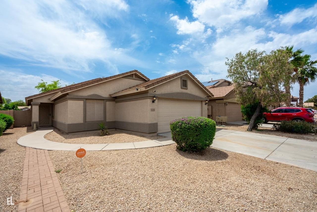 12937 W Bloomfield Rd - Photo 3 of 25