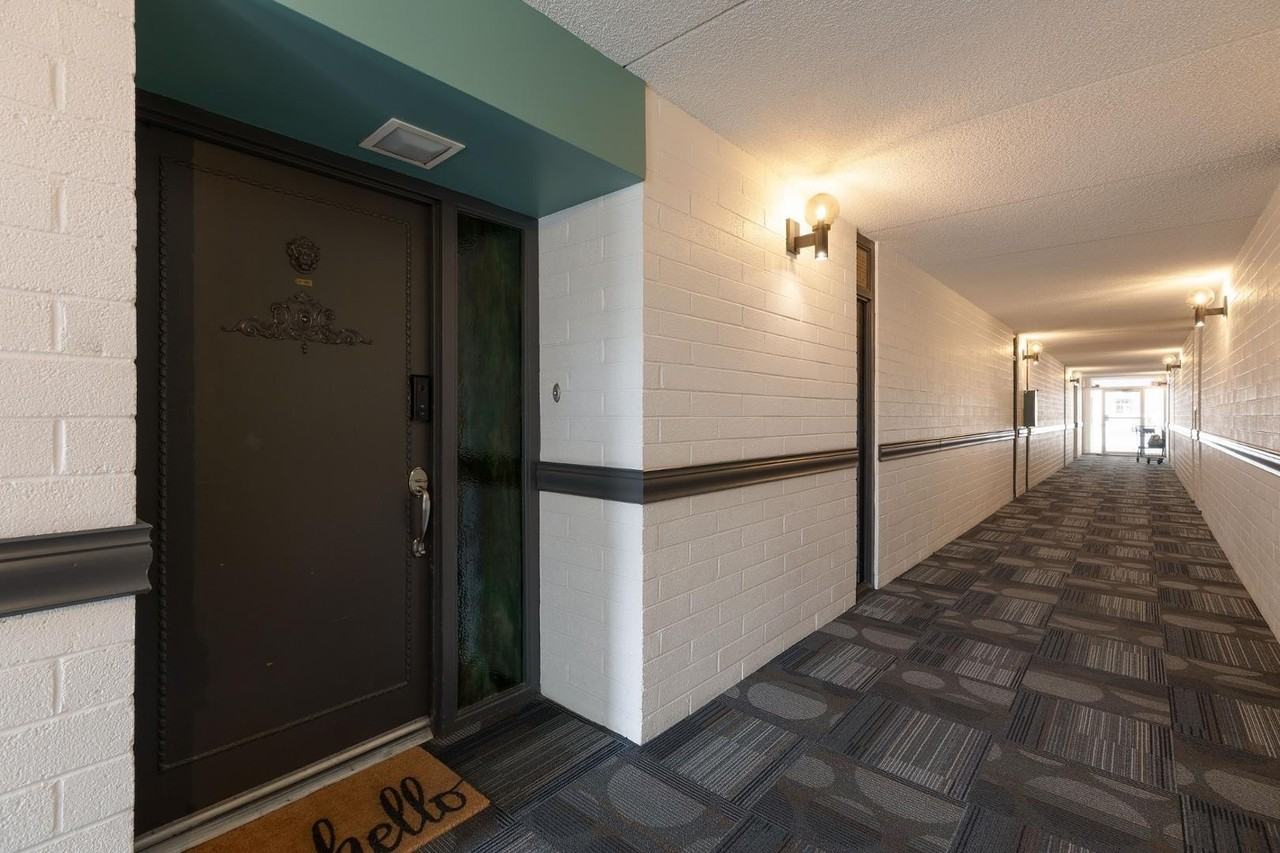 6502 N Central Ave #A103 - Photo 5 of 31