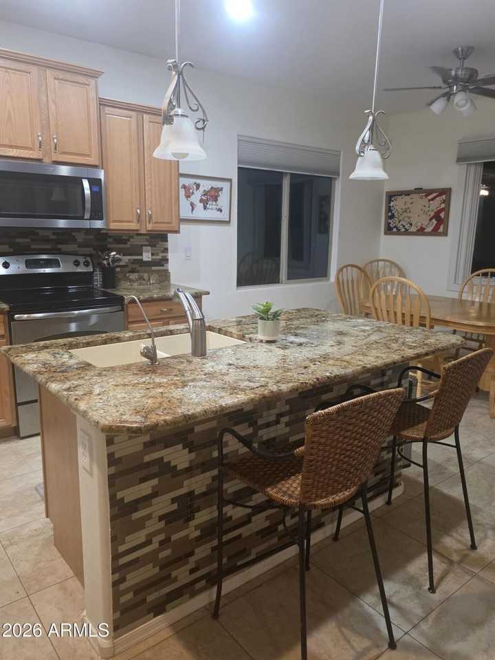 42826 W Darter Dr - Photo 4 of 19