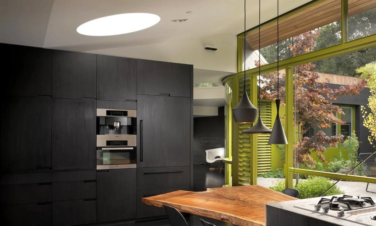 162 Throckmorton Ave - Photo 5 of 50